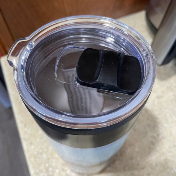 NEW BNSF Railway 20Oz Double Wall Stainless Steel Copper Line Tumbler - Picture 4 of 6